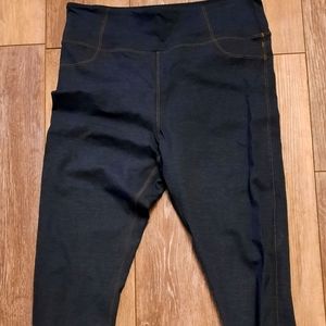 ZYIA Cheyenne comfort jegging size 6-8 Like New!